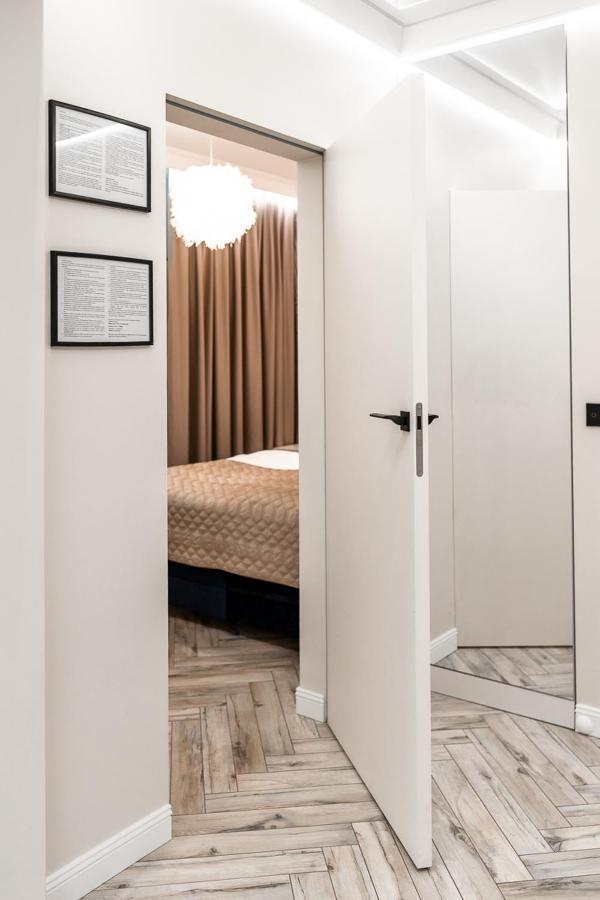 Apartament Na Wyspie II シフィノウイシチェ エクステリア 写真
